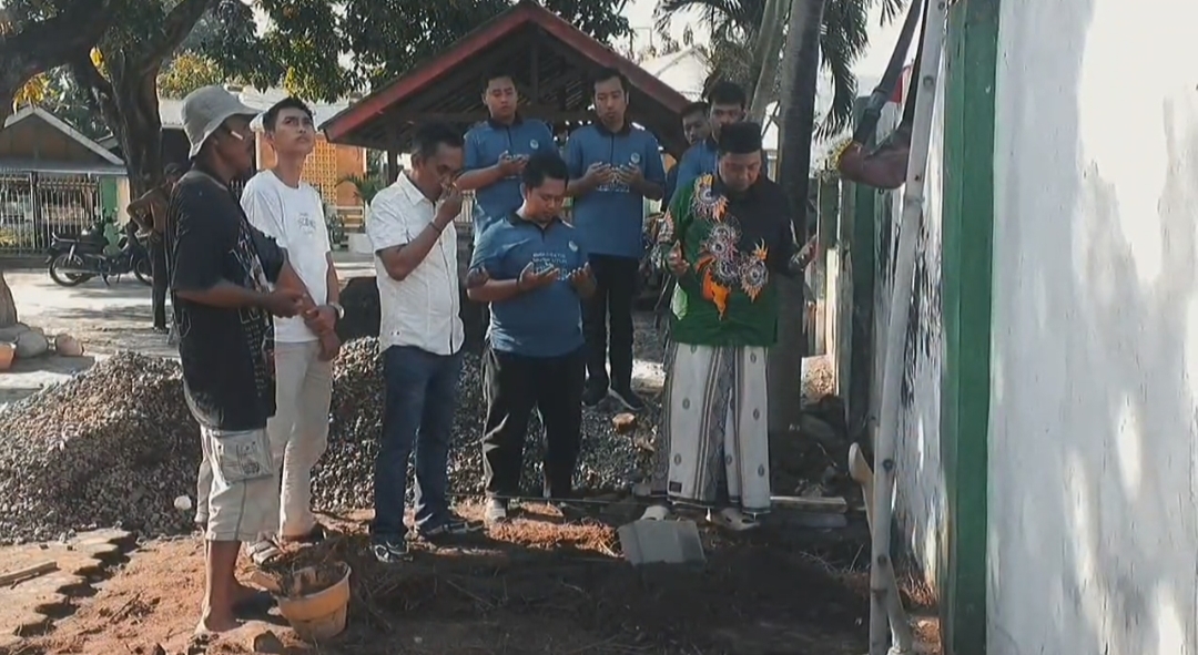 BMT NU Cabang Kendit Lakukan Peletakan Batu Pertama Pembangunan MCK