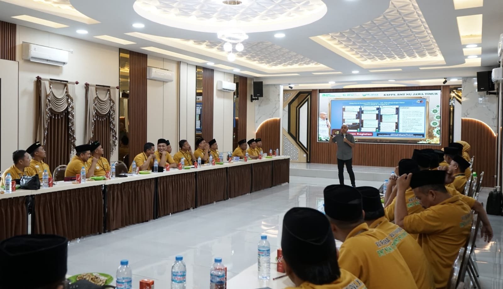 Training of Trainer Bersama Motivator Nasional Perkuat Kompetensi Pengelola BMT NU Jatim