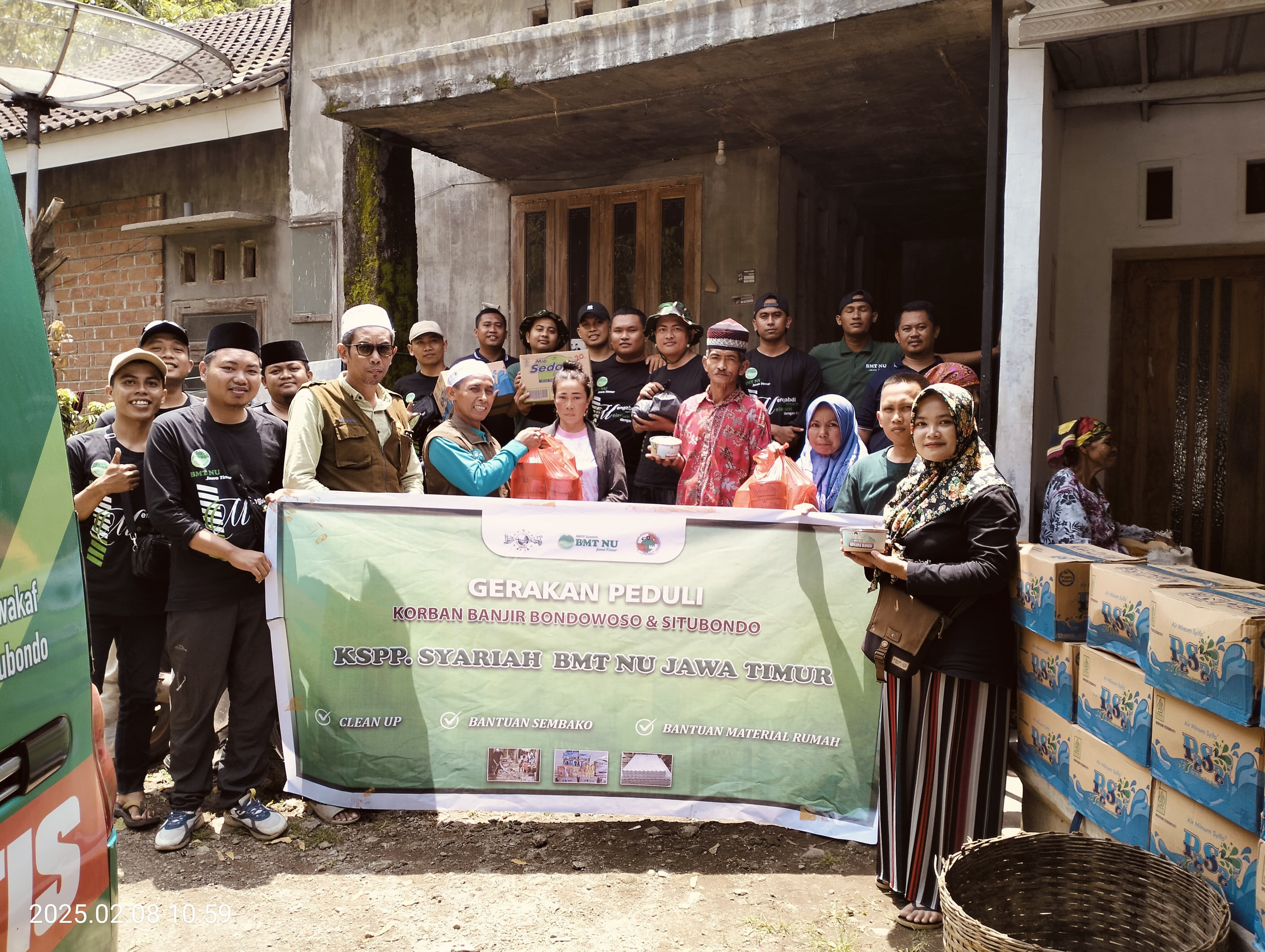 Banjir Menerjang Wilayah Situbondo Bondowoso BMT NU Jatim Salurkan Bantuan