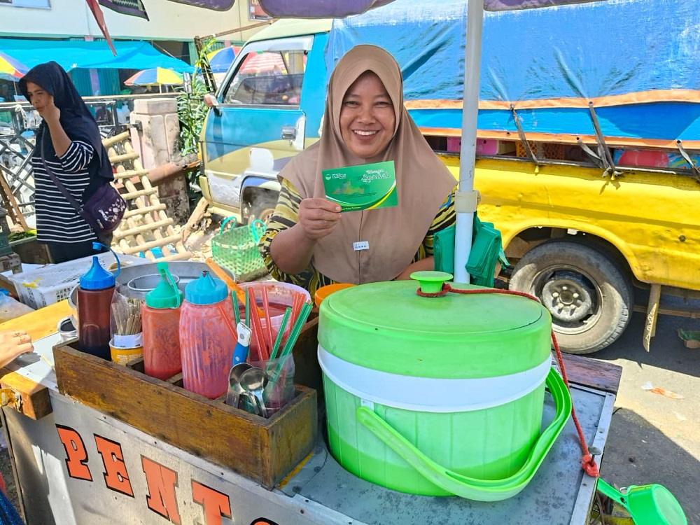 Istiqamah Menabung Ibu Srianah Sukses Buka Cabang dan Miliki Rumah Sendiri